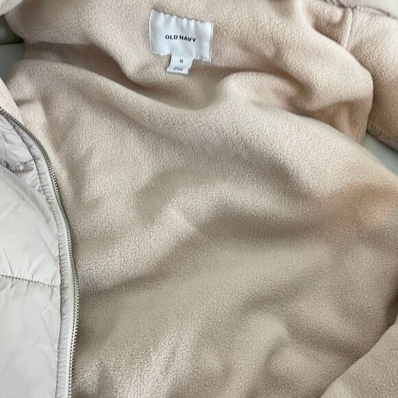 Old Navy Frost Free Puffer Zip Vest Icelandic Mineral Size XL - Picture 14 of 15